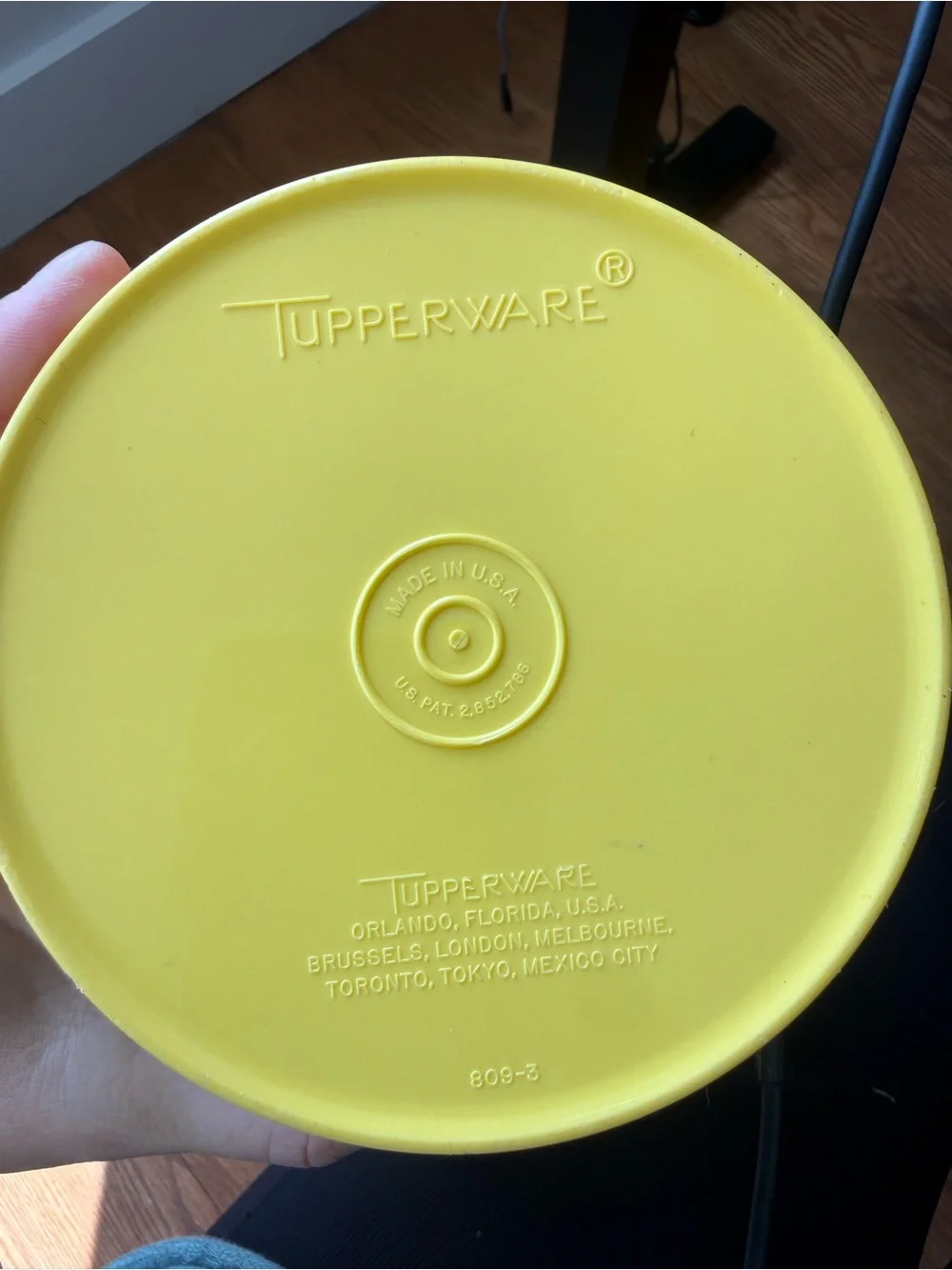 Vintage Tupperware servalier storage container - excellent condition NO SMELL
